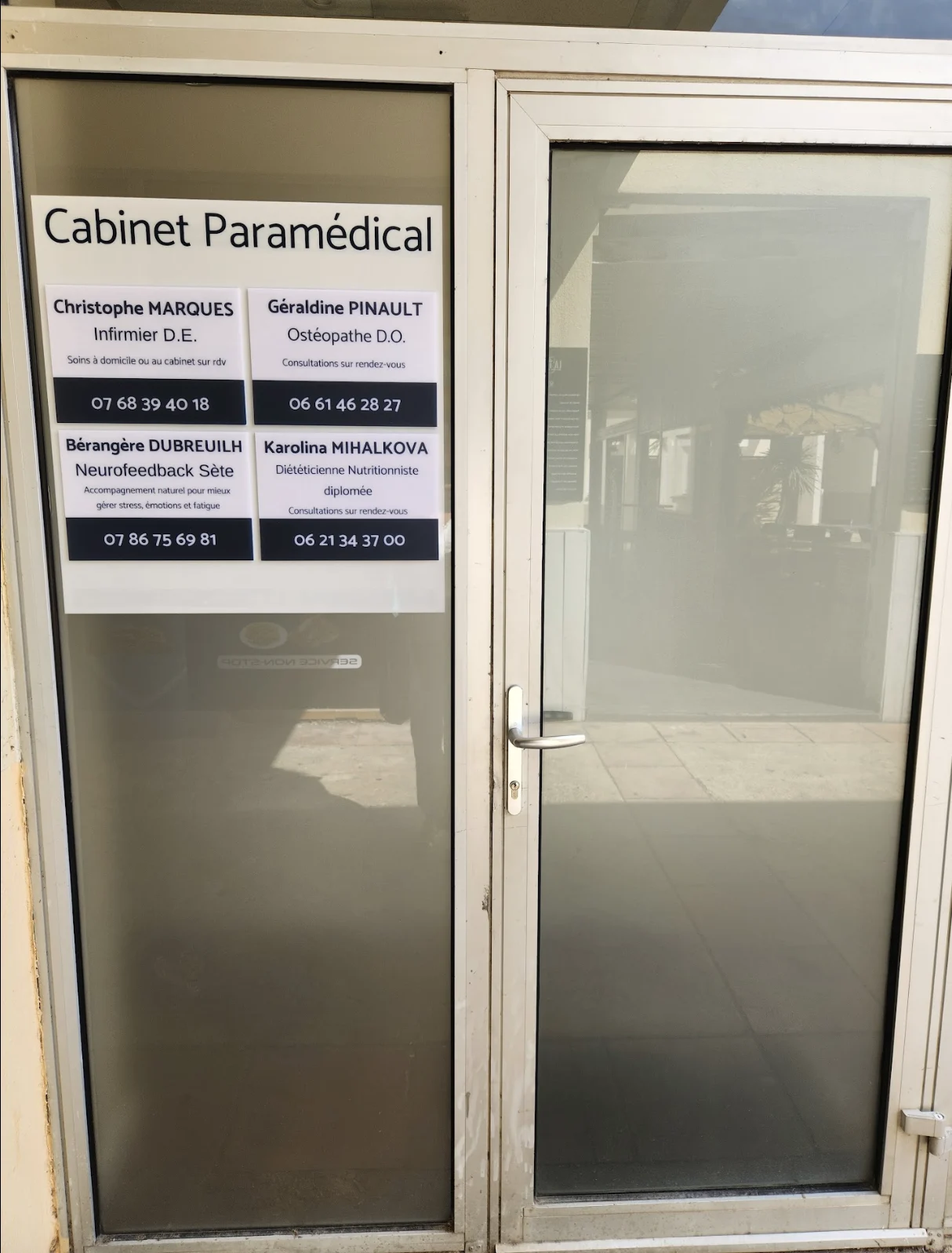 Entrée du cabinet paramédical à Sète